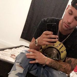 Meet your Posher, Daniel